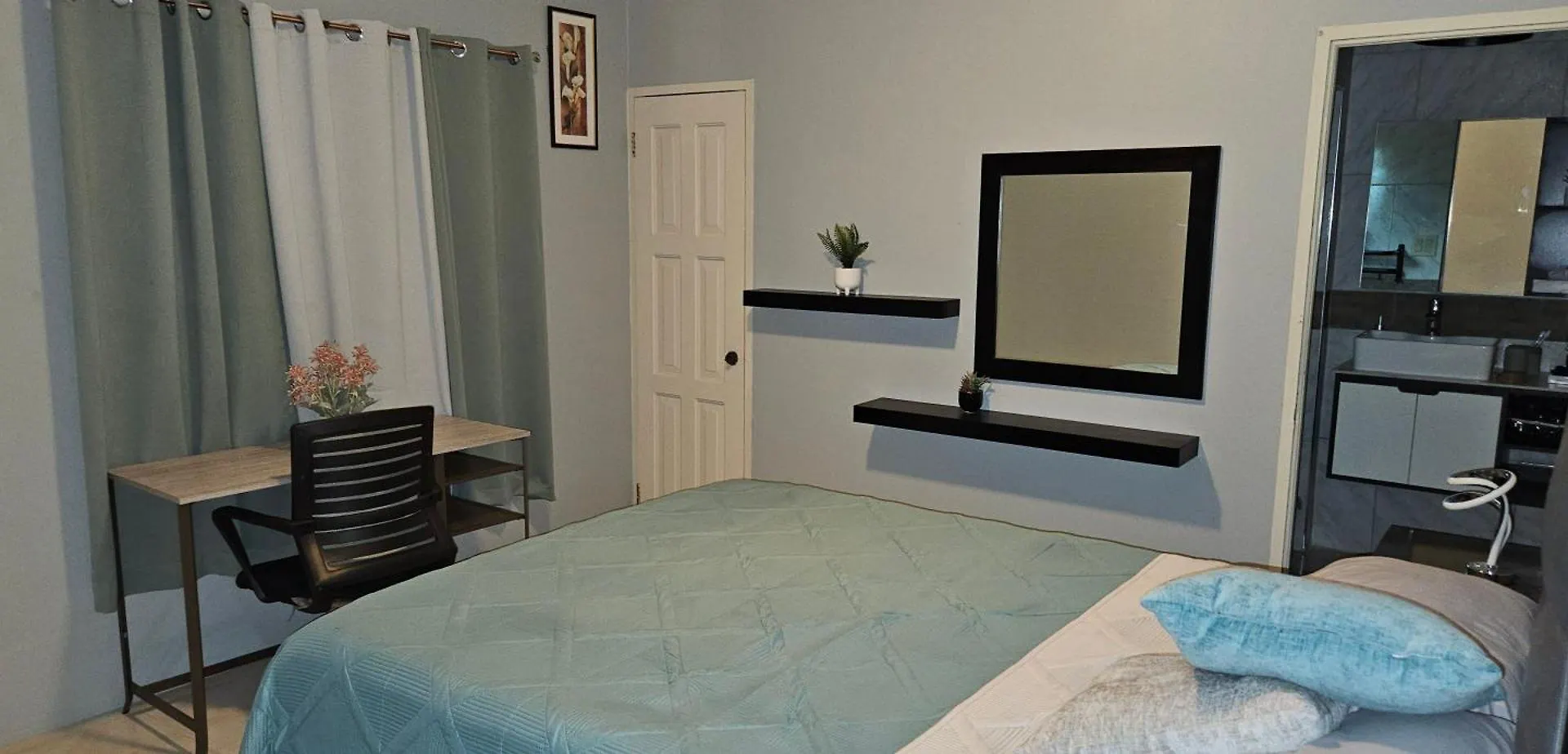 Addvantage Point Apartments Montego Bay Jamaika